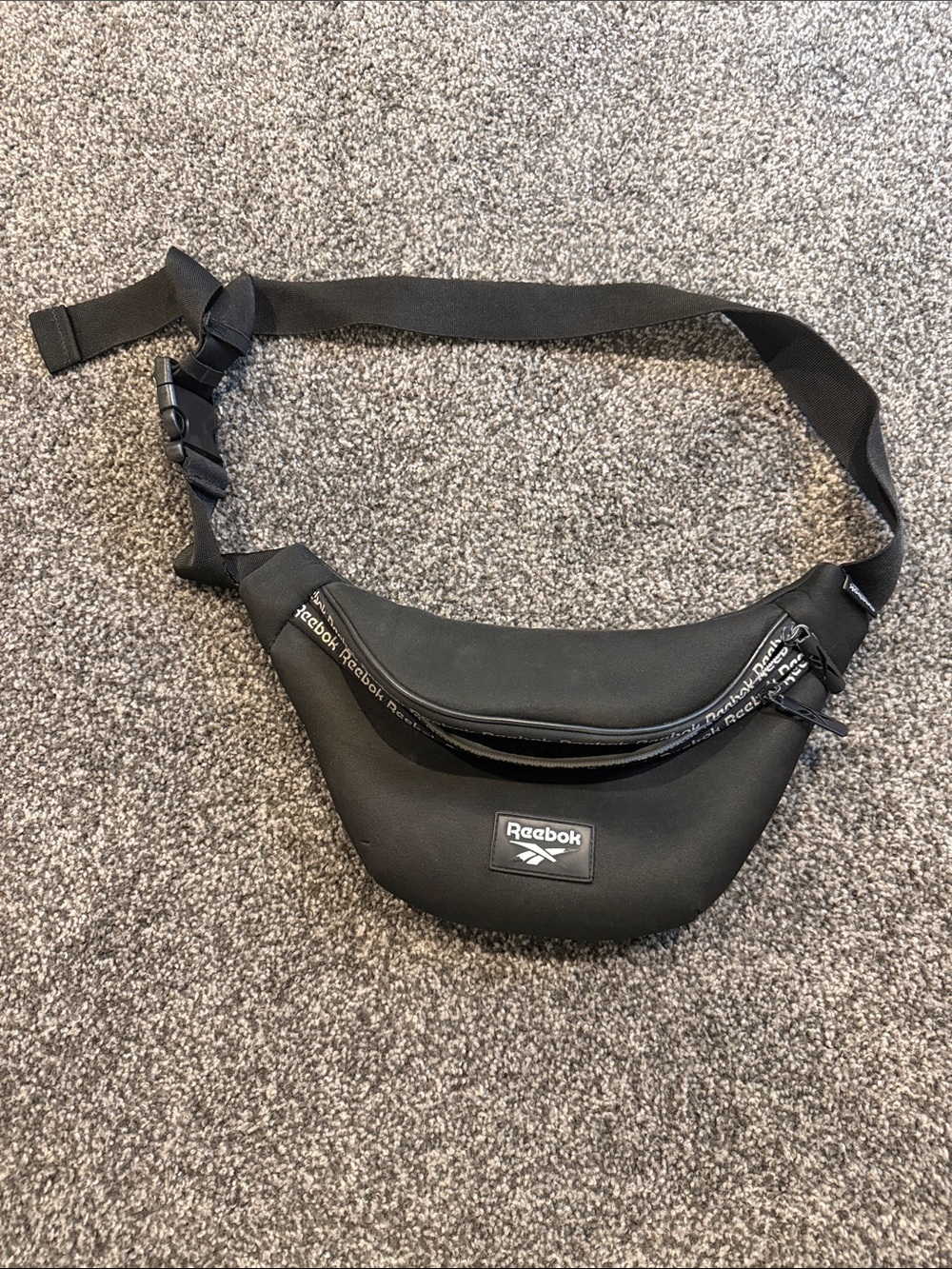 Reebok Black Neoprene Waist Pack